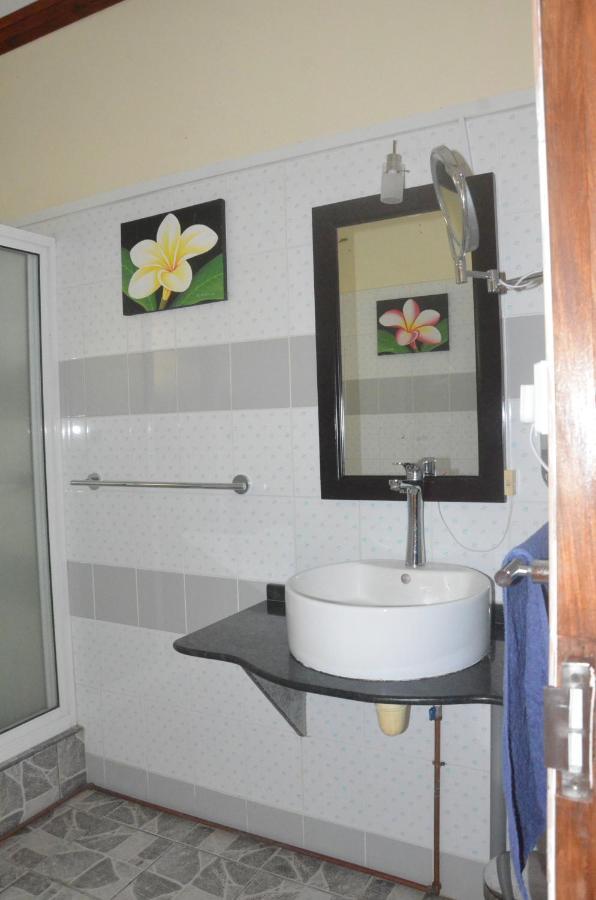 Butterfly Villas Grand Anse  Luaran gambar