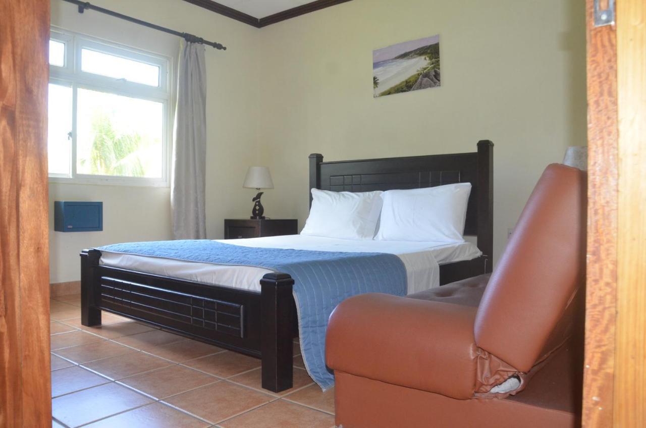 Butterfly Villas Grand Anse  Luaran gambar