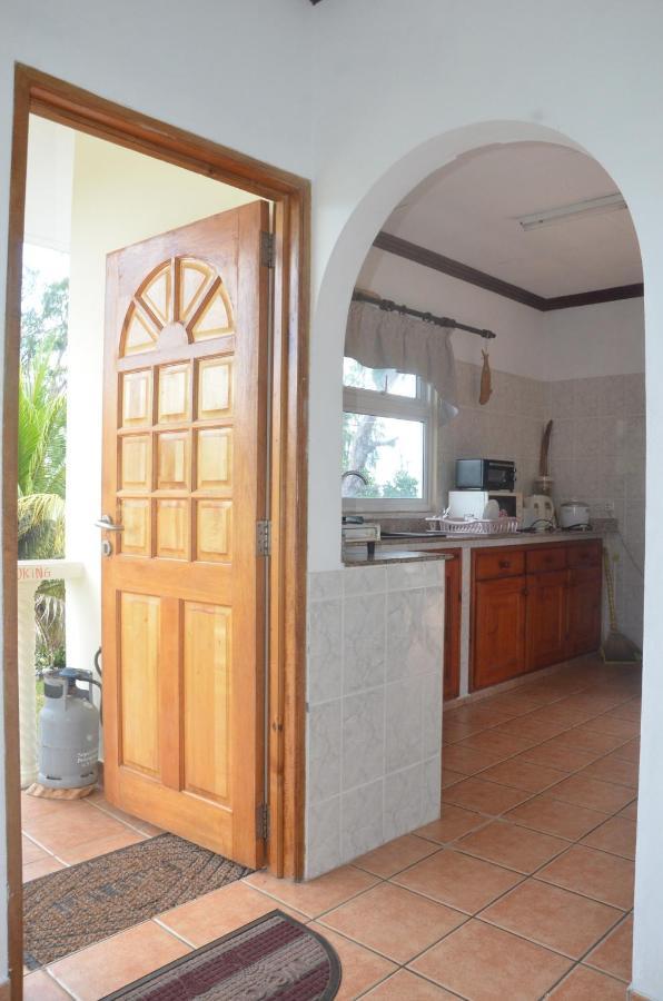 Butterfly Villas Grand Anse  Luaran gambar