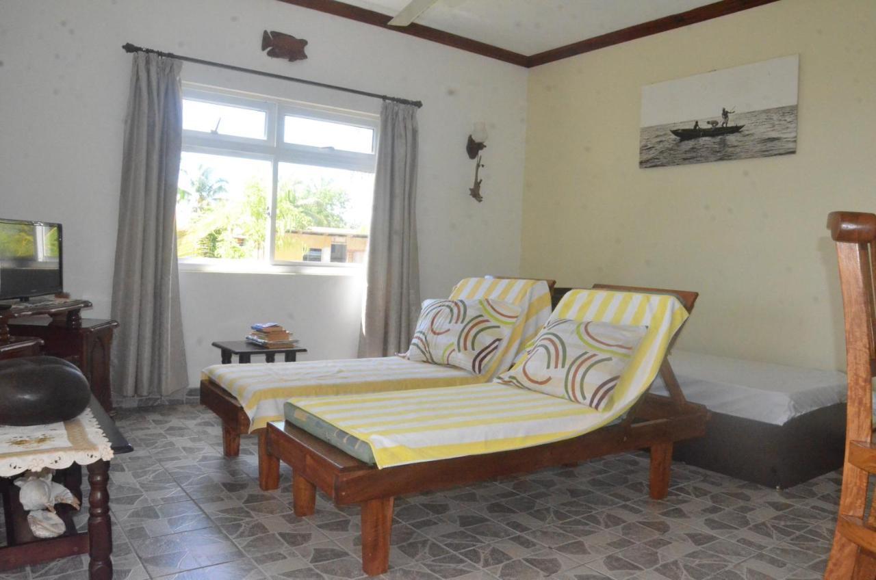 Butterfly Villas Grand Anse  Luaran gambar